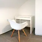Flexappart Gosselies-charleroi Airport Apartamento Charleroi